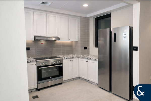 Single Row | Close to Lagoon | Ready Now